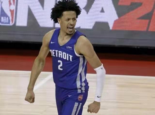 中场的稳健 中场的稳健