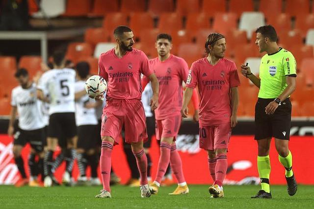 球迷巴士 球迷巴士